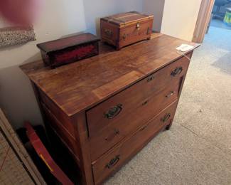 Wooden Drawer Chest