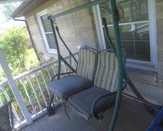 Porch swing