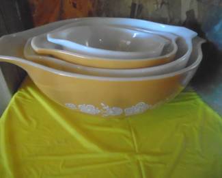 stacking Pyrex