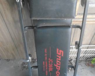 Snap-on creeper