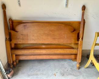 Vtg full size bed frame