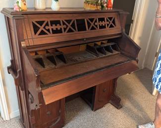 Organ made into a desk. Very unique!