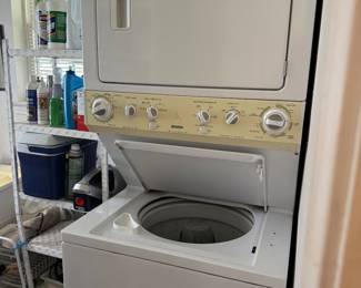 Stackable washer and dryer