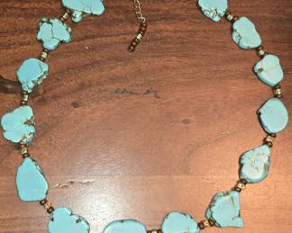 NATIVE AMERICAN SLAB TURQUOISE NECKLACE