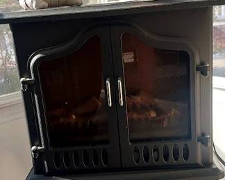 Plourder wood burning stove