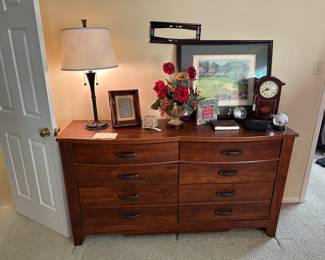 Dresser and decorative items, Bombay Clock, Golf pic