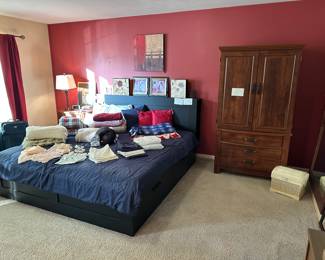 King Bed with under bed drawers, Blankets, Throws, Artwork 