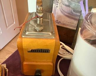 Zassenhaus Grinder