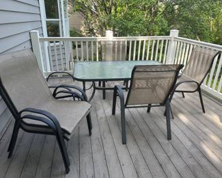 Patio Table and 6 Chairs