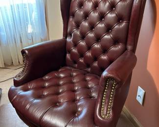 Executive Tufted Desk Chair