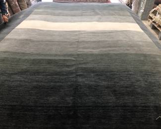 Beautiful Gabbeh
Size is 14 ft by 9