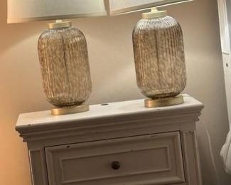 2 nice lamps, 27" shades included