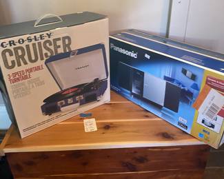 Owner removed the chest the day before the sale. 