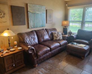 FlexSteel Leather Furniture