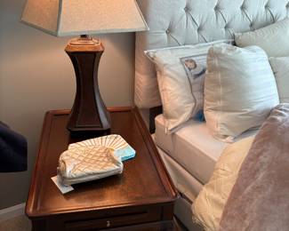 Table lamp, nightstand or side table, and cosmetic bags