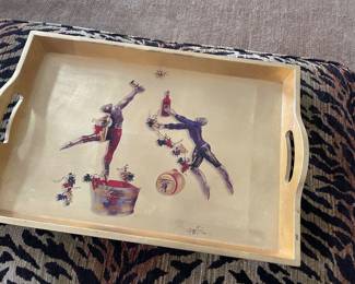 Serving tray