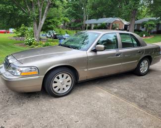 2004 Mercury Grand Marquis