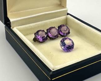 Loose amethysts, 4 ctw. EACH