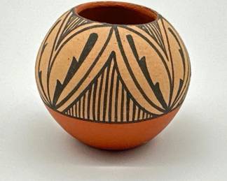 Tiny hand painted Tosa Jemez pottery bowl