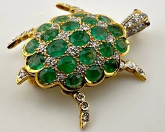 18kt emerald and diamond tortoise pin