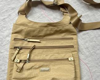 Baggalini tan crossbody