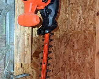 Black & Decker chainsaw