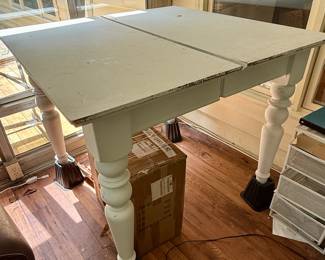 White rustic tables