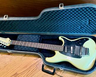 Ibanez Roadstar II electic guitar in case