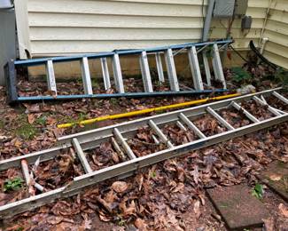 Folding and extension ladders