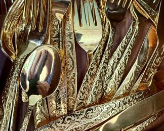 American Golden Heritage flatware set