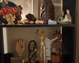 Decorative accessories.