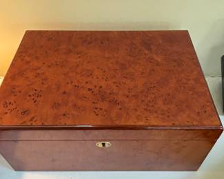 Humidor.