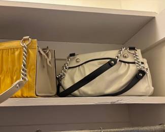 Huge selection of Miche hand bags and covers.