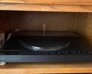 Carrera automatic turntable.