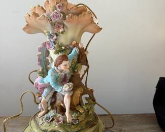 Antique Ardalt Lenwile Porcelain lamp.