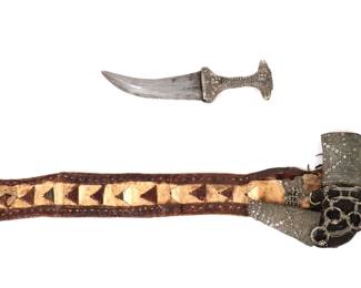 Lot 33 Islamic Omani Jambiya Dagger w Scabbard Belt