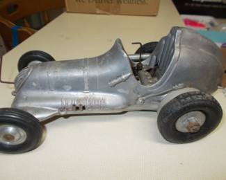 Very vintage toy race car