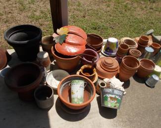 LOTS of pots