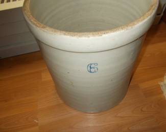 # 6 crock