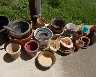 LOTS of pots