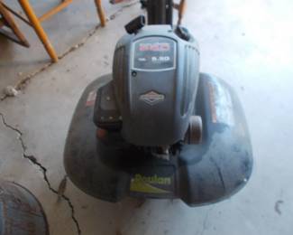 Poulan heavy duty tiller with extra tines