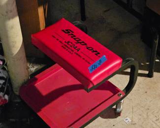 Snap-On creeper seat
