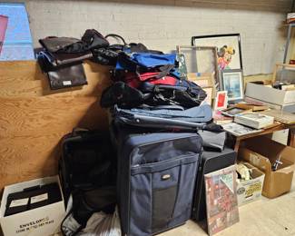 Luggage/Bags, Pictures, Frames