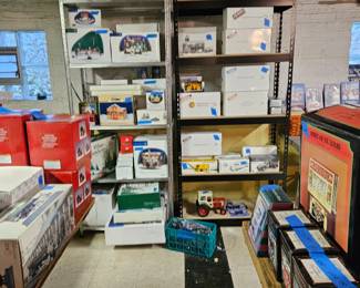 Dept 56 and Danbury Mint Cars