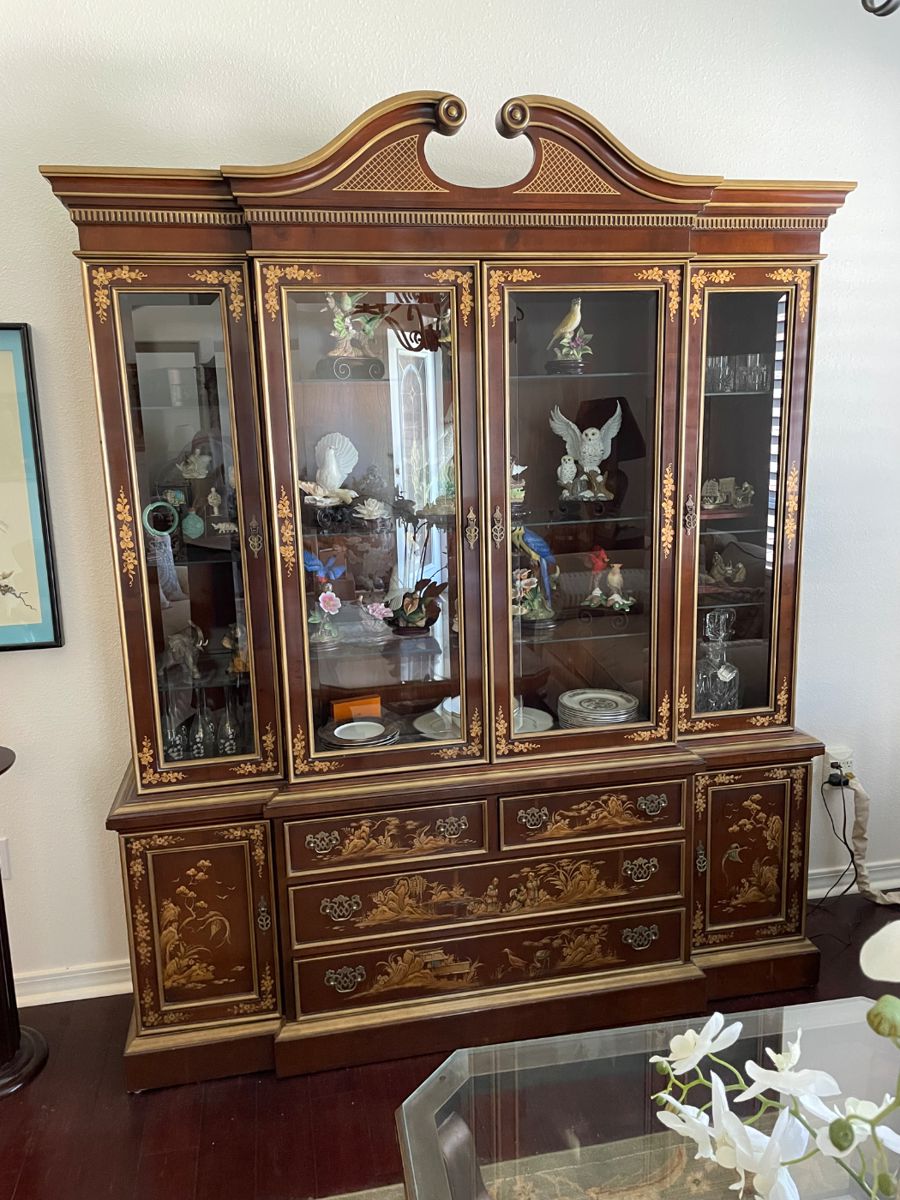$800. FANCHER Vintage Mahogany Chinoiserie Chippendale Breakfront China Cabinet  84.5”t x 68”w x17”d