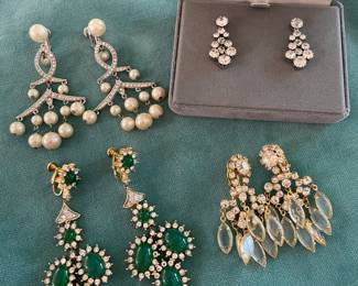 Glamorous Costume earrings