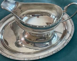 Sterling English gravy on tray
