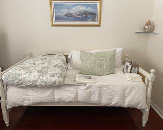 $350 day bed