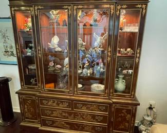 $800. FANCHER Vintage Mahogany Chinoiserie Chippendale Breakfront China Cabinet 84.5”t x 68”w x17”d