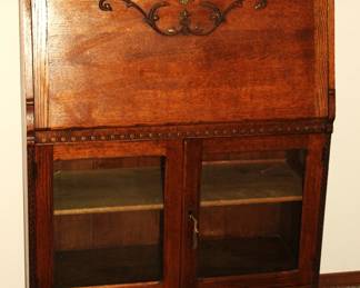 Antique Victorian Style Secretary Desk/Ladies Desk